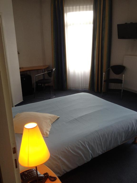 Amadeus Hotel Sarreguemines Habitación foto